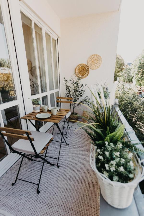 Traber Apartments Im Herzen Leipzigs Balkon Parkplatz 外观 照片