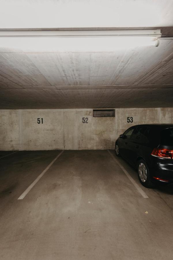 Traber Apartments Im Herzen Leipzigs Balkon Parkplatz 外观 照片